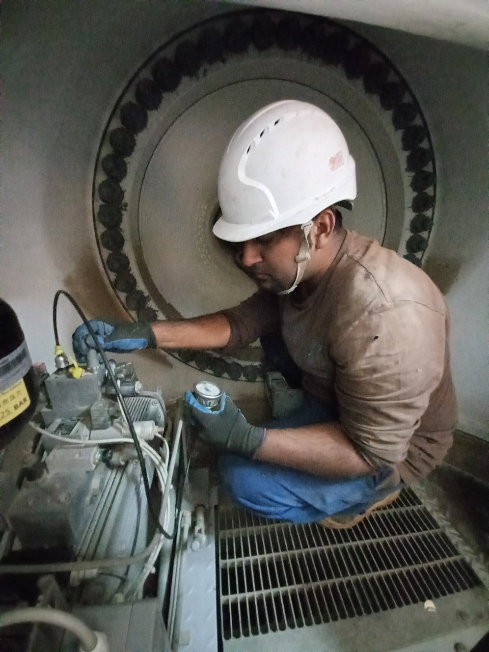 Inspection of hydraulic system